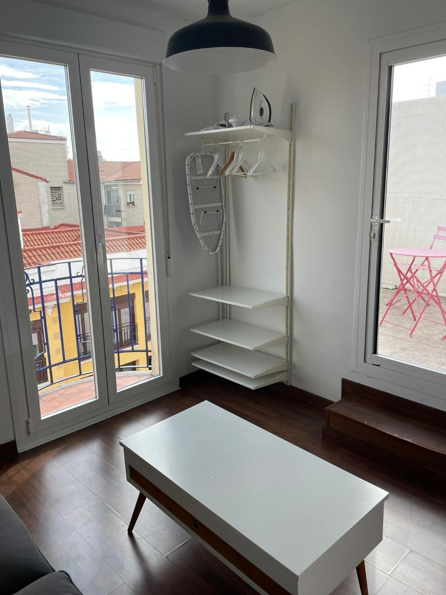Estudio Con Terraza Zona Retiro Habitación en casa particular *