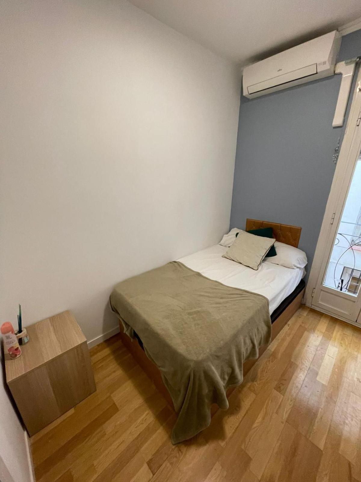 Cozy Family Apartment Casa de hóspedes Madri