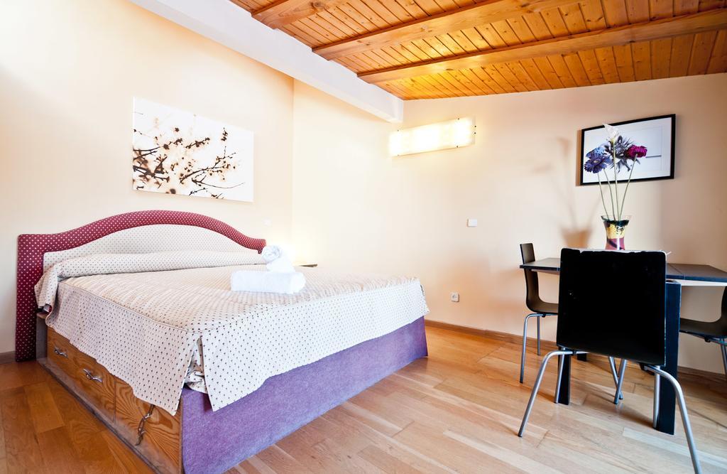 Apartment Puerta Del Sol Vi *