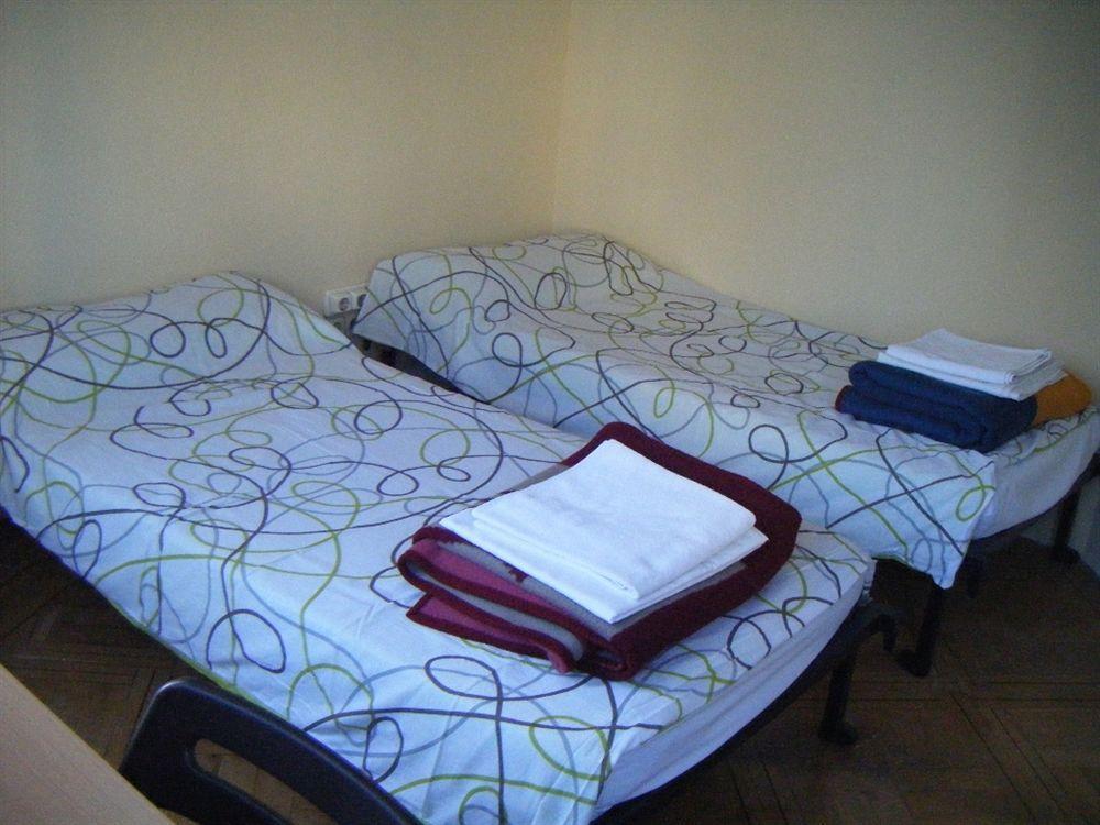 Muchomadrid Hostel Madrid