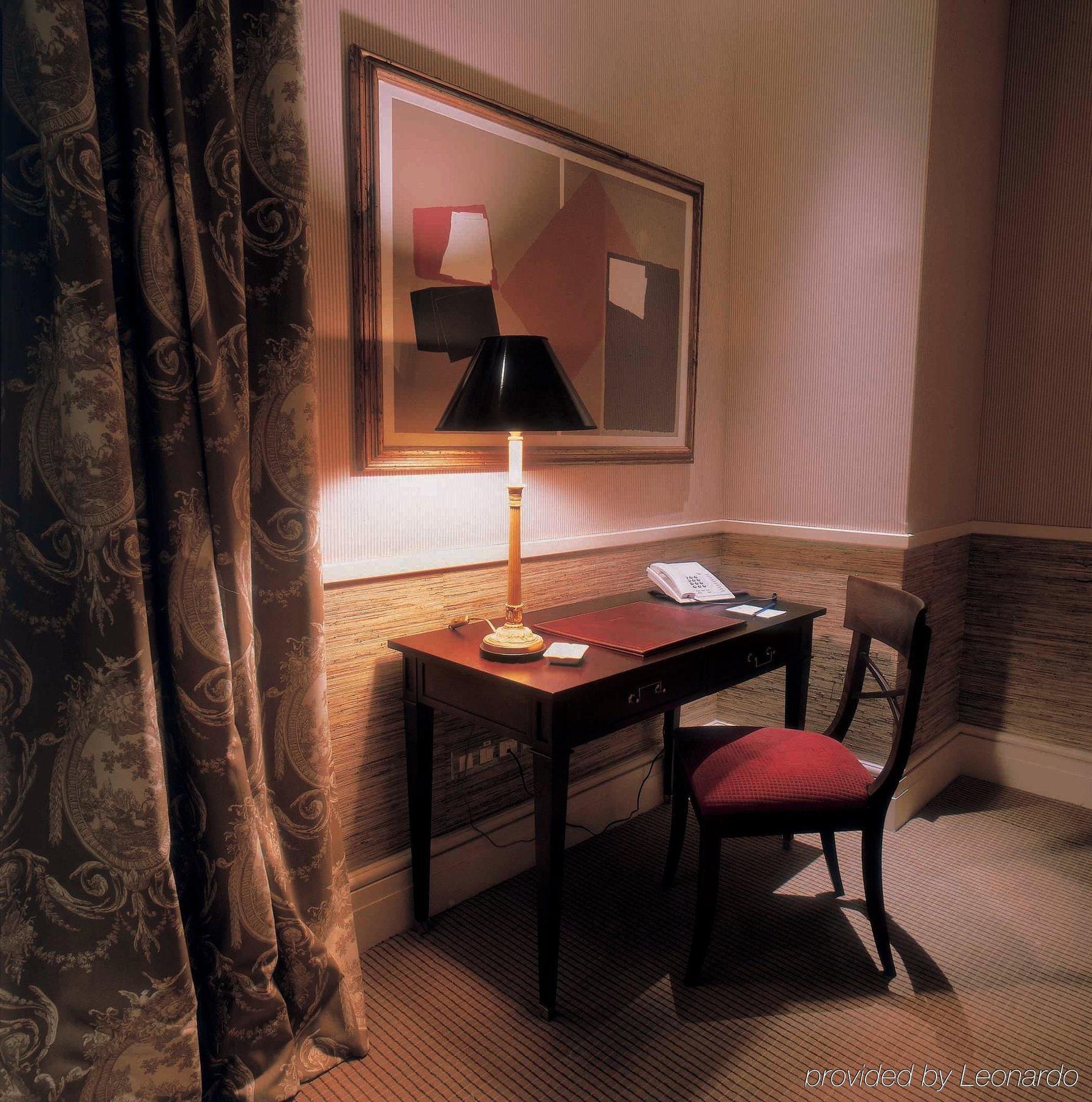 Adler 5* Madrid