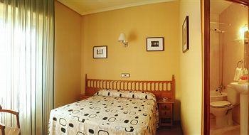 Casa de hóspedes Santillan 2*