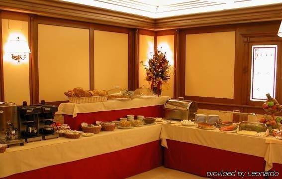 Hotel Ii Castillas 3*