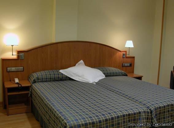 Ii Castillas Hotel 3*