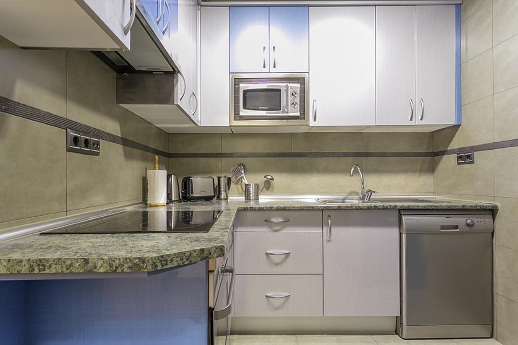 Center Apartment *