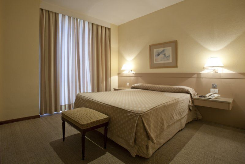 Espahotel Plaza Basilica 3*