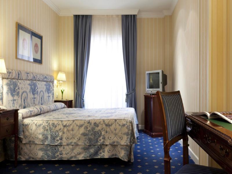 Eurostars Casa De La Lirica 4*