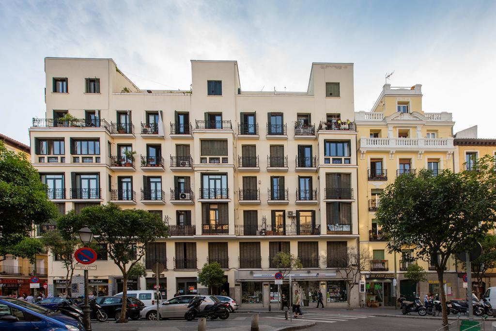 Apartment Bookinmadrid Com - Cascorro Sq 18 Pax *