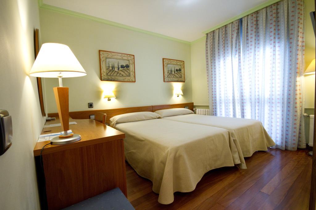 Hotel 5 Pinos Madrid