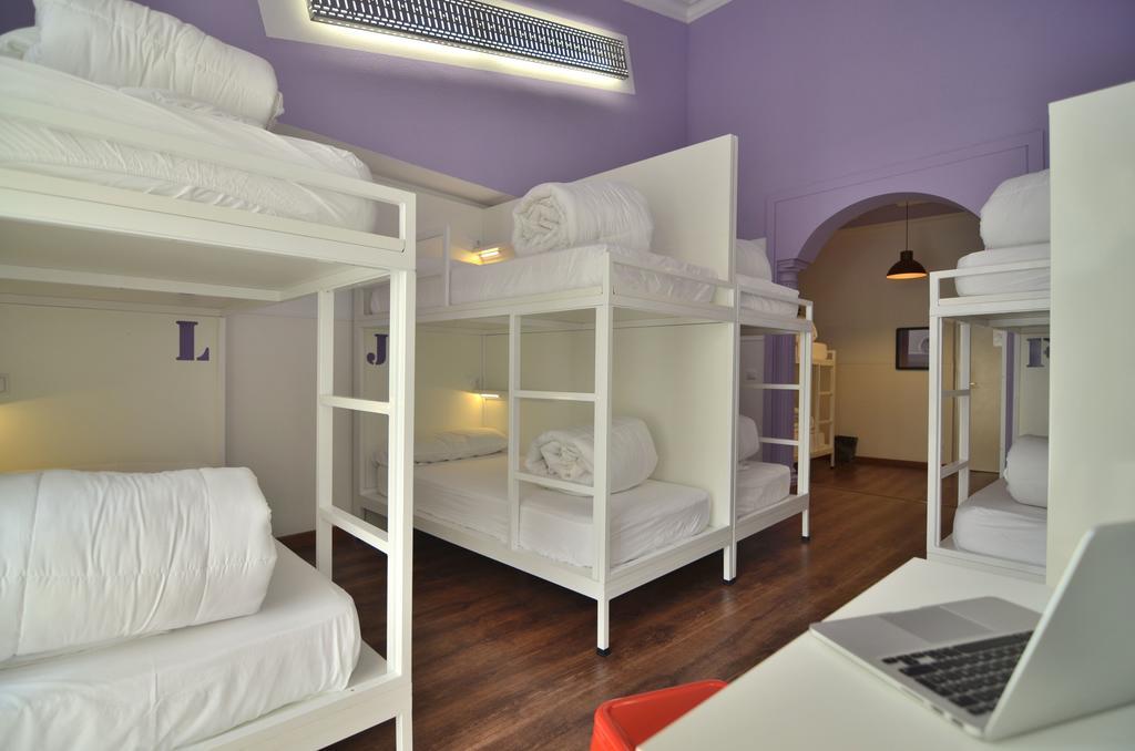 Hostel Far Atocha