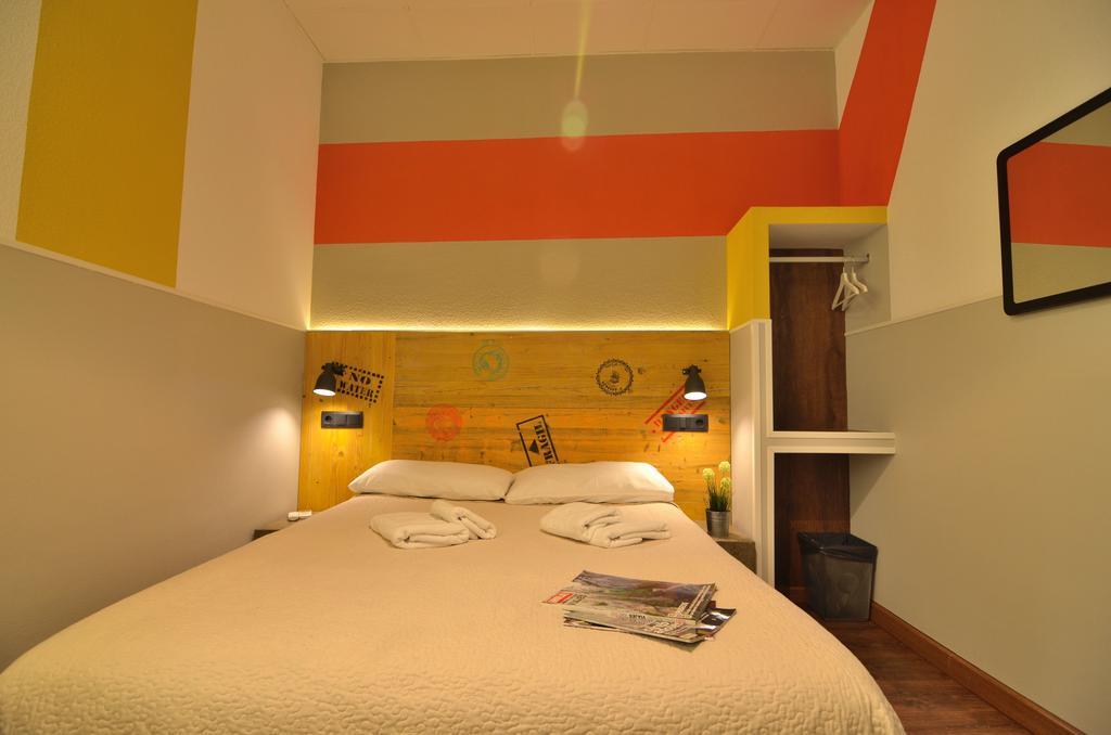 Hostel Far Atocha *