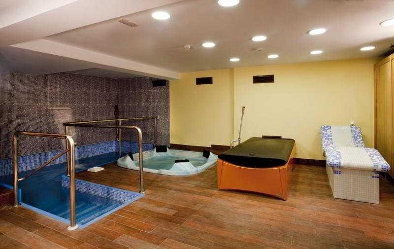 Agora Juan De Austria Hotel