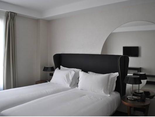 One Shot Luchana Hotel