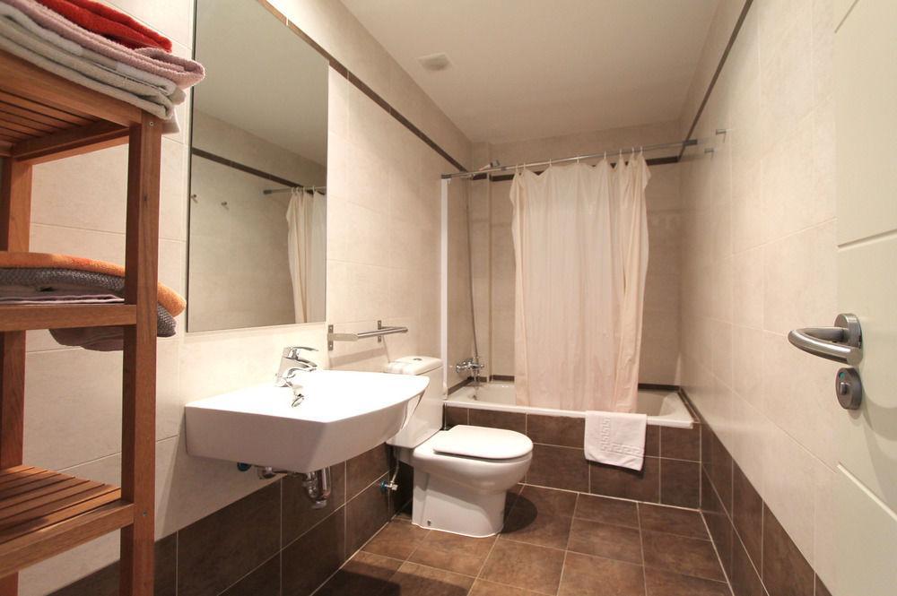Naitly Cuatro Torres Apartment Madrid
