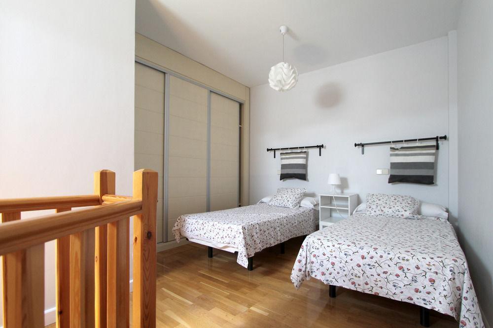 Naitly Cuatro Torres Apartment *