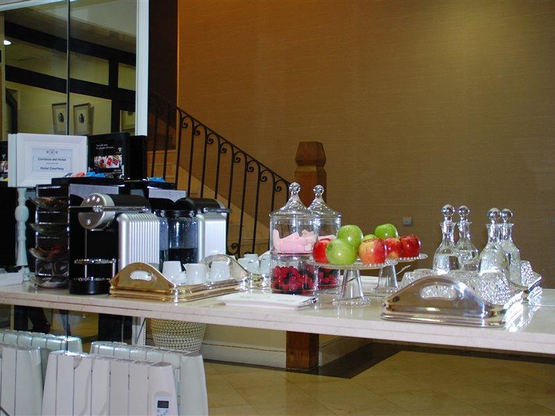 L&h Gran Vía Selection Apartahotel 3*