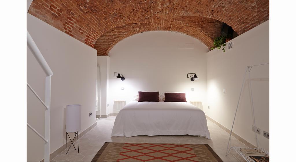 60 Balconies Design Apartment Madrid
