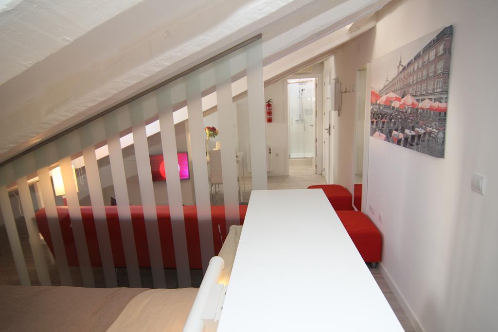 Atico En Puerta Del Sol Apartamento