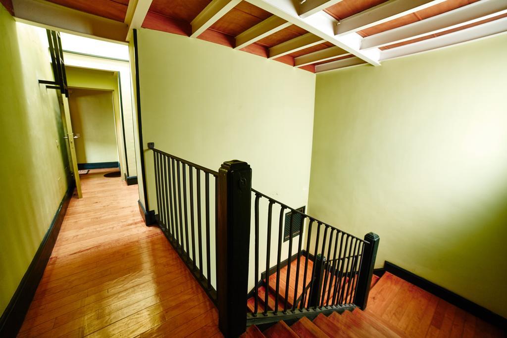 Letras Iii Apartment
