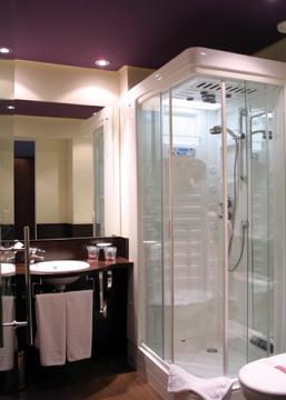 Hotel Avenida Gran Via 3*