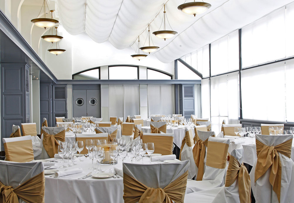 Hotel Pullman Airport & Feria 4*
