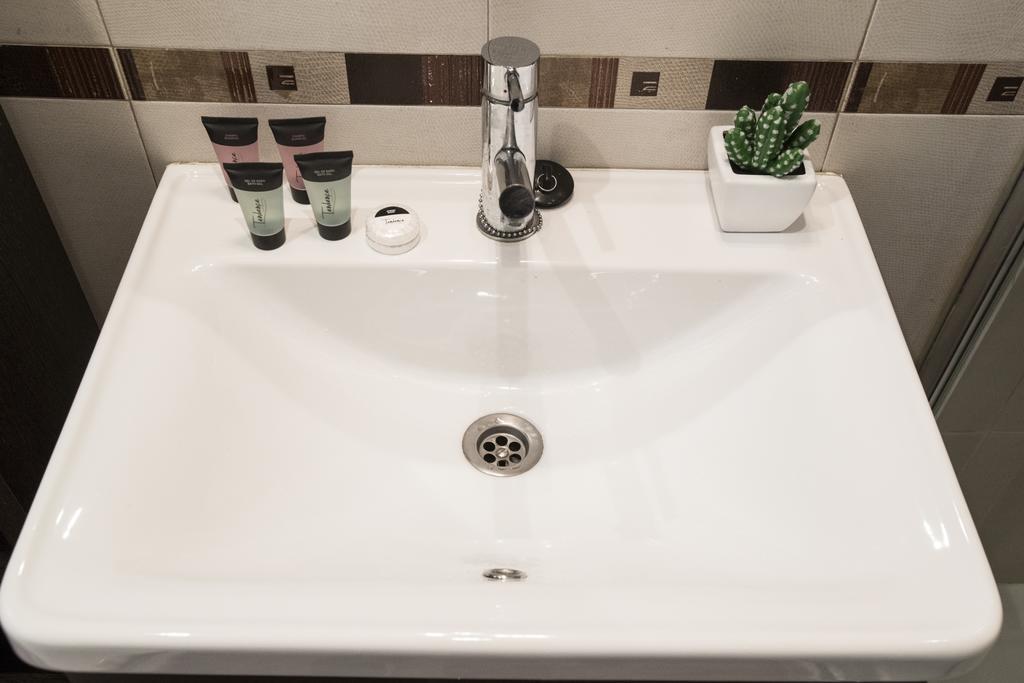 Apartamento Alterhome Puerta De Toledo Ii *