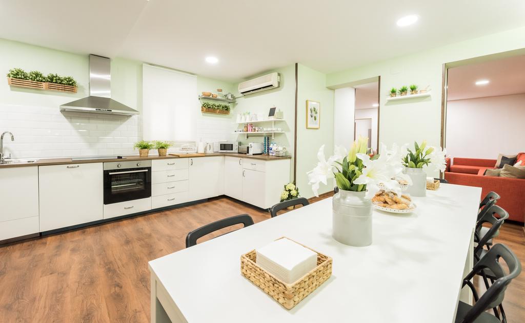 Apartment Great Apartment Near Plaza Mayor Large Groups *