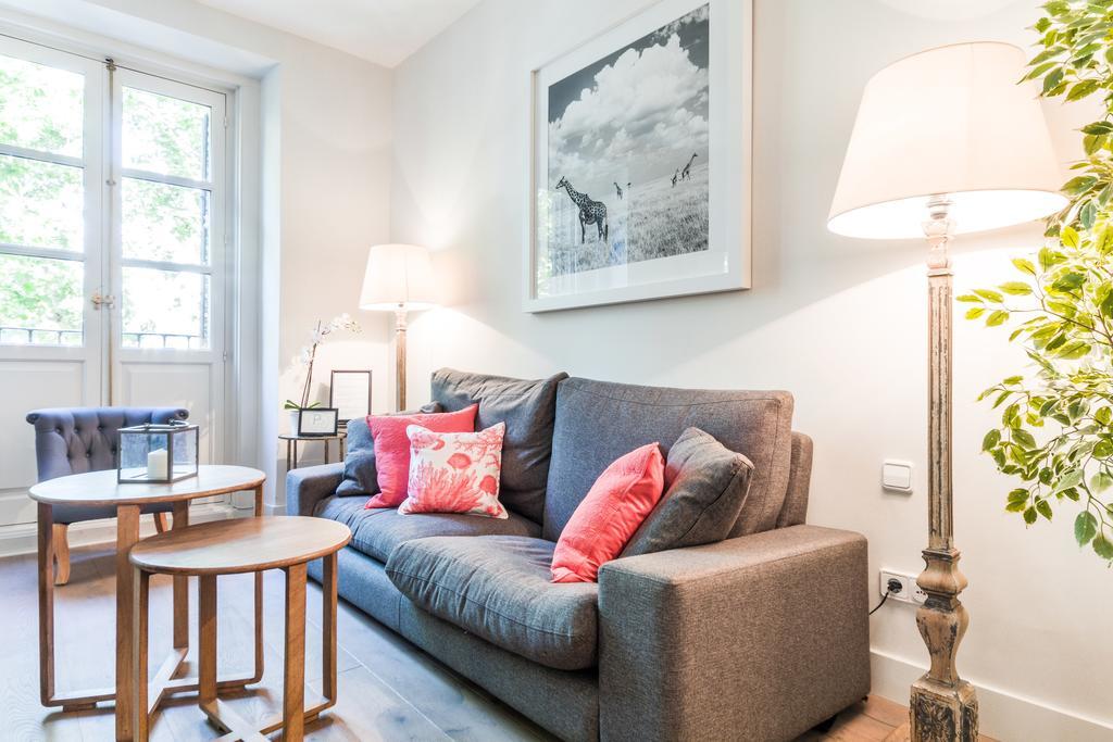 Apartment Pyr Select Plaza Santa Ana *
