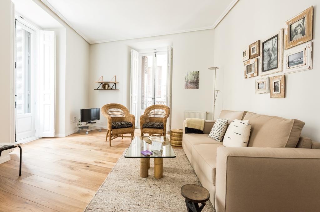 Apartamento Plaza De La Center Madrid
