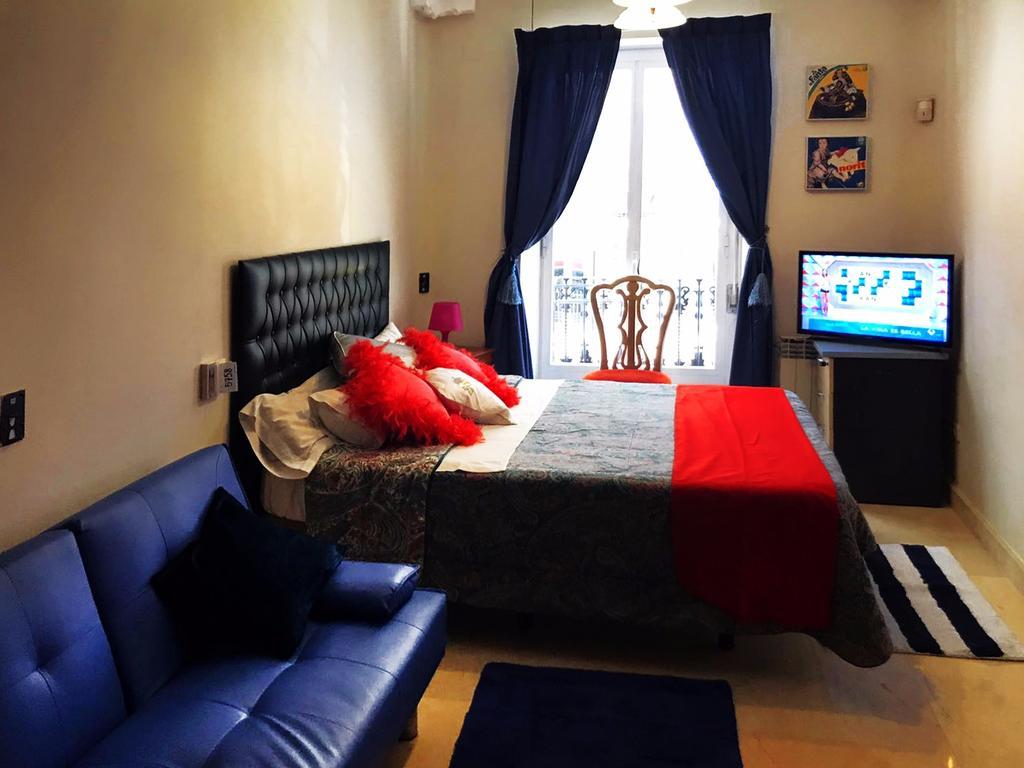 Bookingham ★apartaments & Appartement Madrid