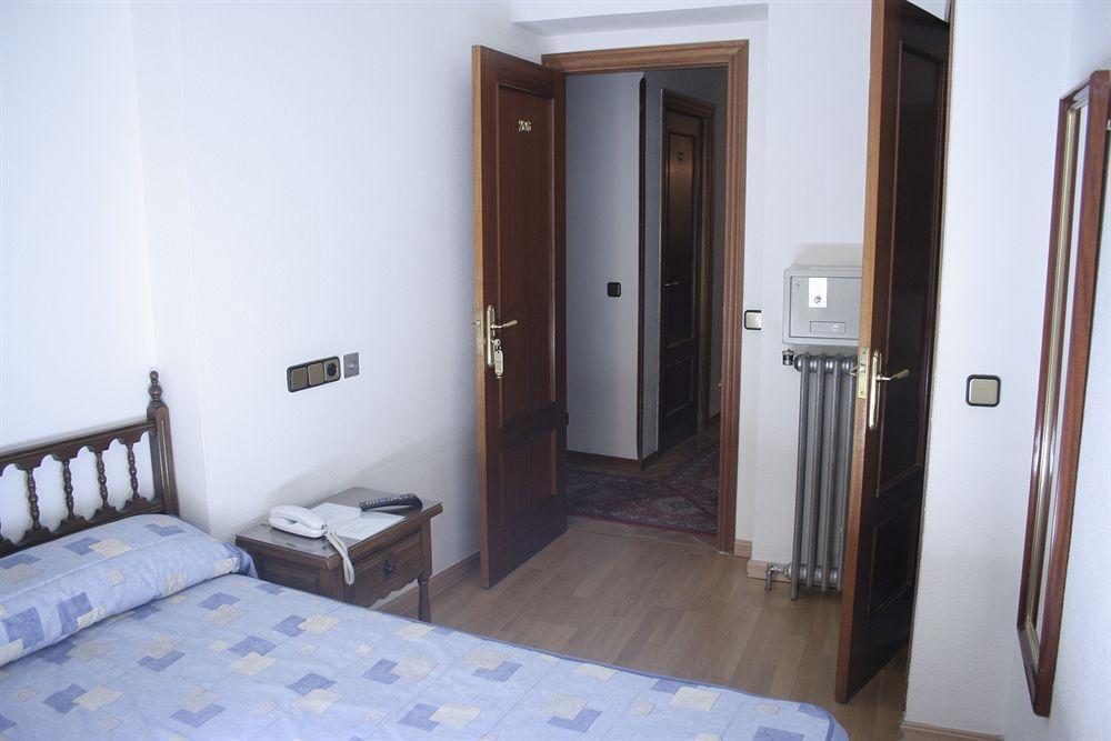 Hispano Gran Vía Casa de hóspedes 2*
