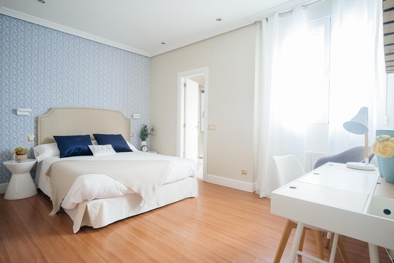 300m² 5 Slaapkamer, 4 Privé Badkamer In Centrum Appartement Madrid