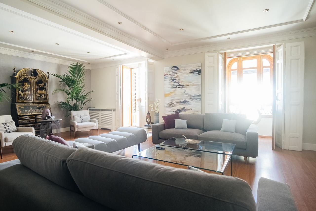 300m² 5 Slaapkamer, 4 Privé Badkamer In Centrum