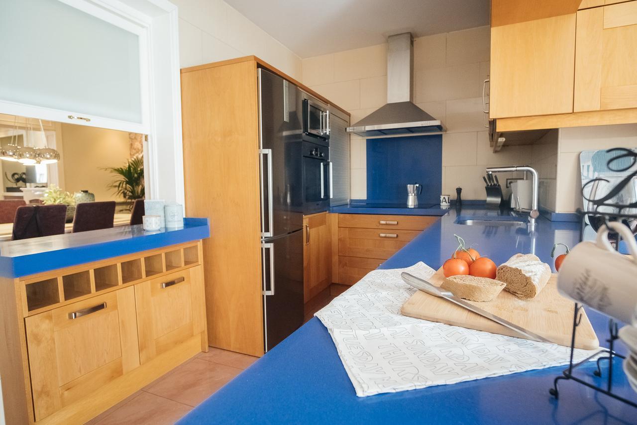 300m² 5 Slaapkamer, 4 Privé Badkamer In Centrum *