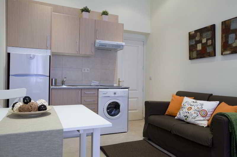 Apartamento Viviendas Turisticas Camino Del Prado Madrid