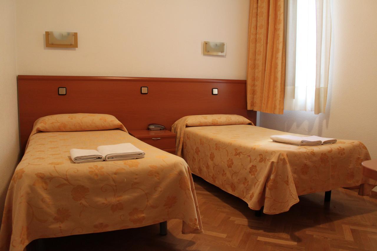 Guest house Jerez 3*