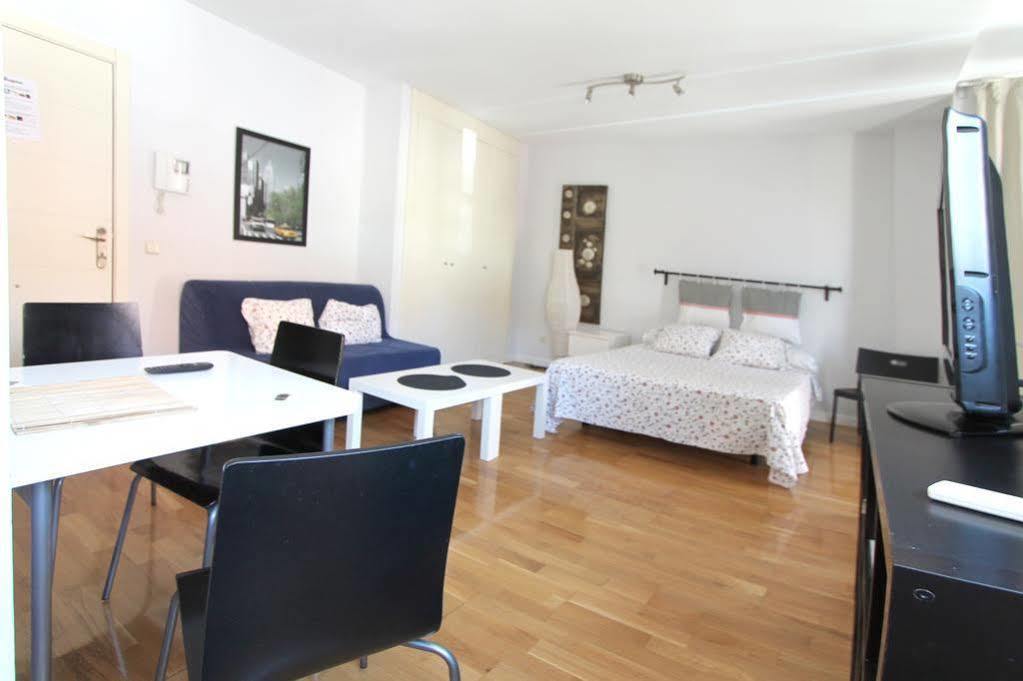 Apartment Naitly Cuatro Torres Madrid