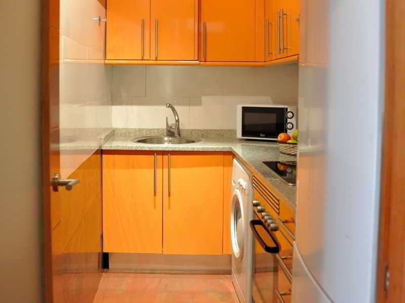 New Point Aparthotel 3*