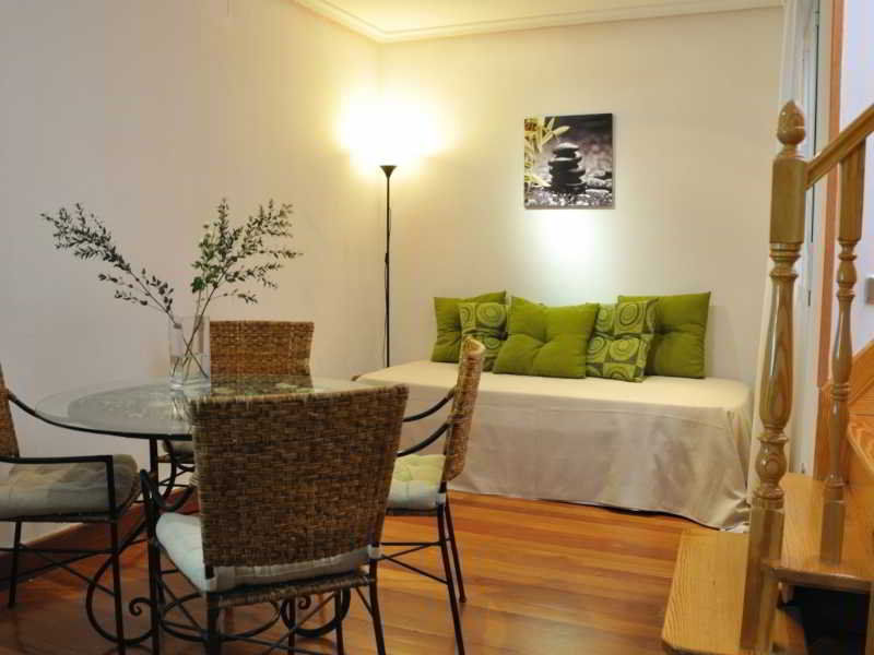 Aparthotel New Point