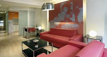 We Love Hotel