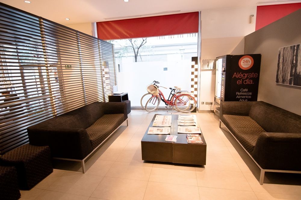 Petit Palace Triball 3* Madrid