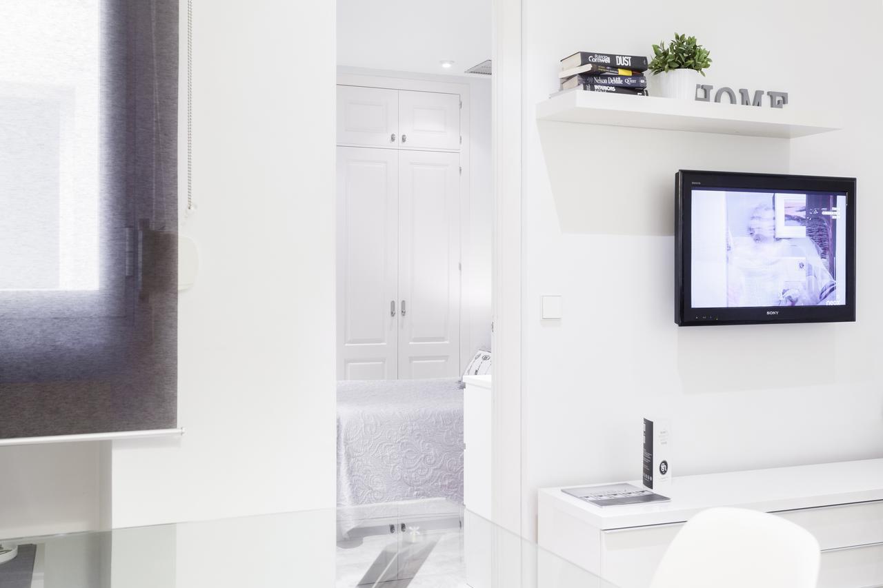 Serrano By Flatsweethome Apartment Madrid
