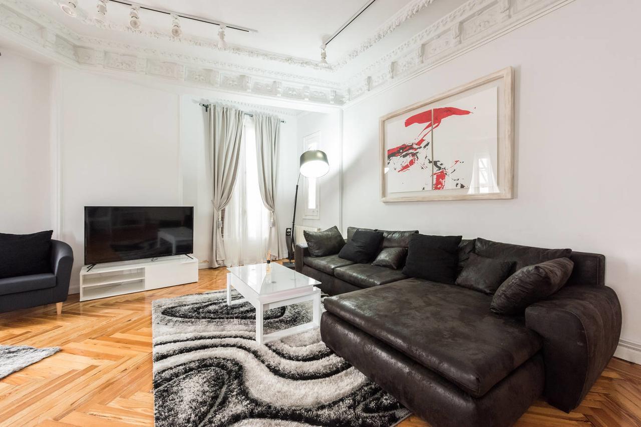 M&f Attic With Great Views *