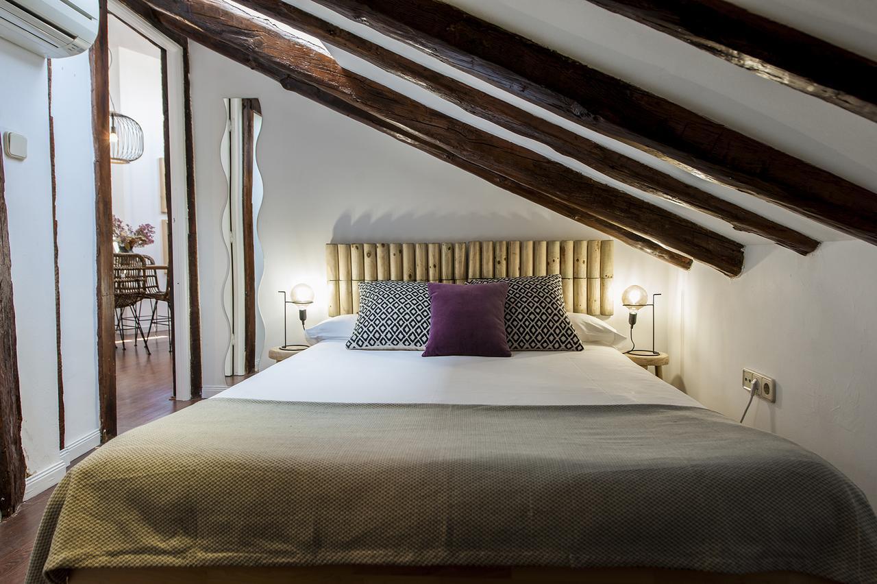 Apartamento Atico Plaza Mayor - Vive La Esencia De La Ciudad Madri
