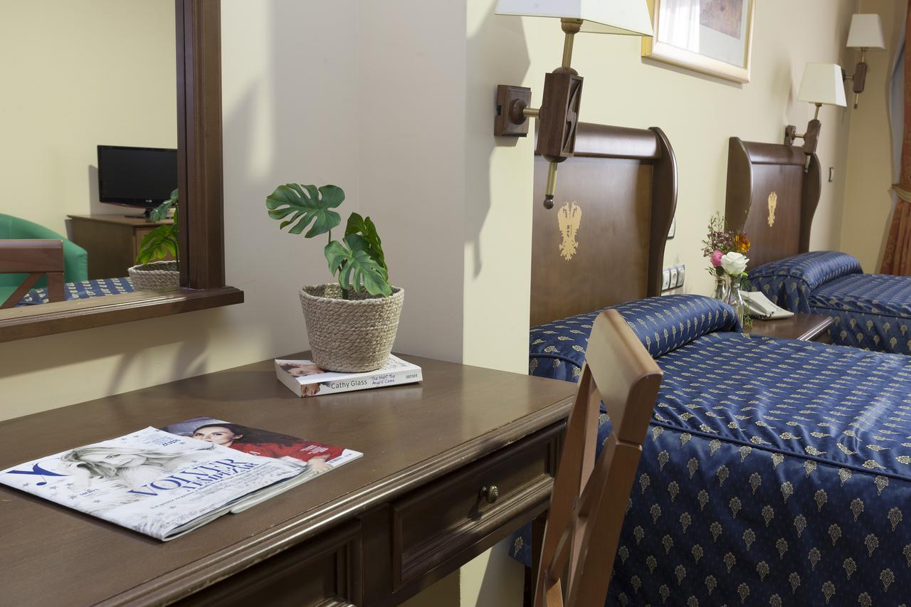 Agora Juan De Austria Hotel