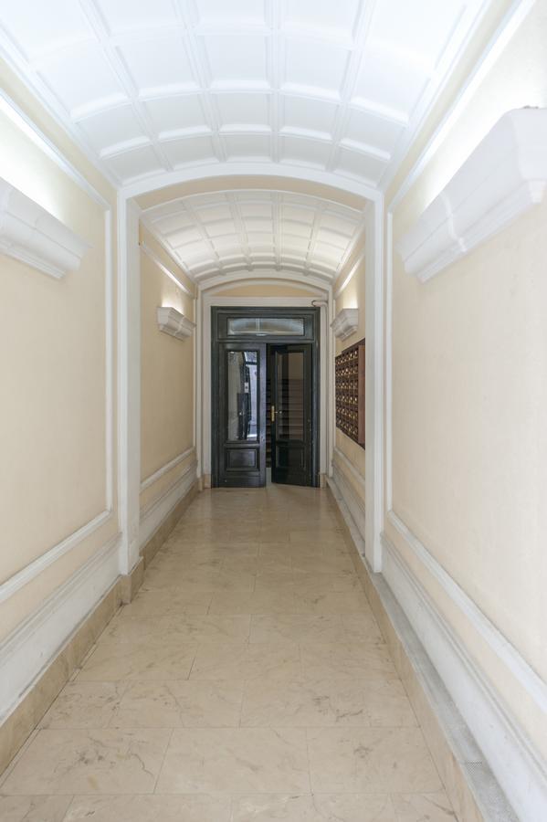 Apartment Plaza De Cibeles Madrid