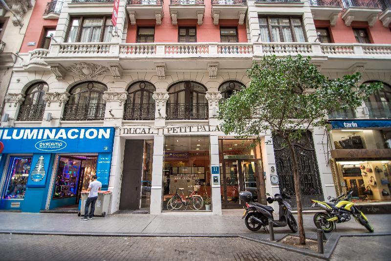 Petit Palace Chueca Hotel 3*