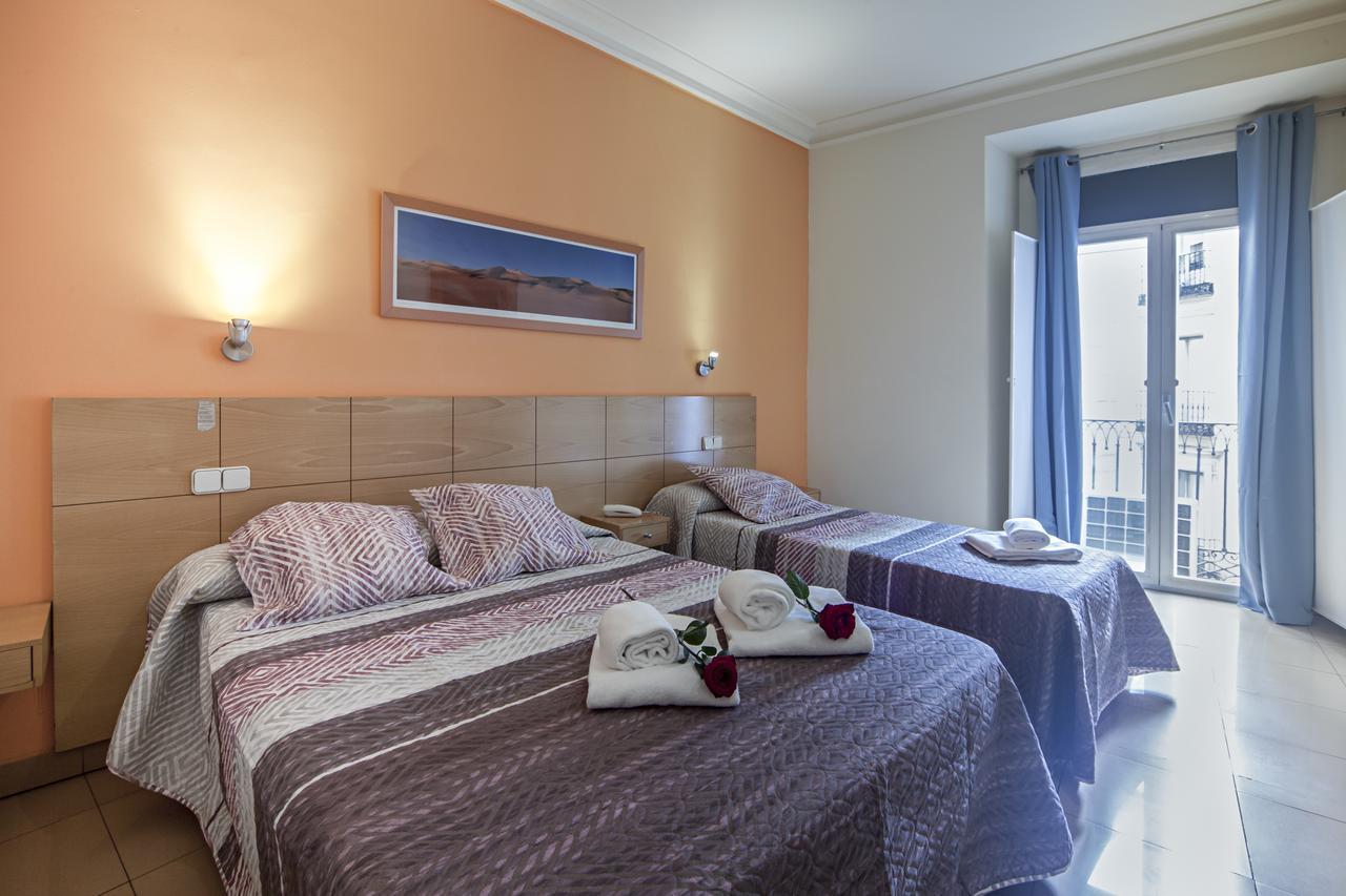 Inter Puerta Del Sol Auto Check In Guest house Madrid