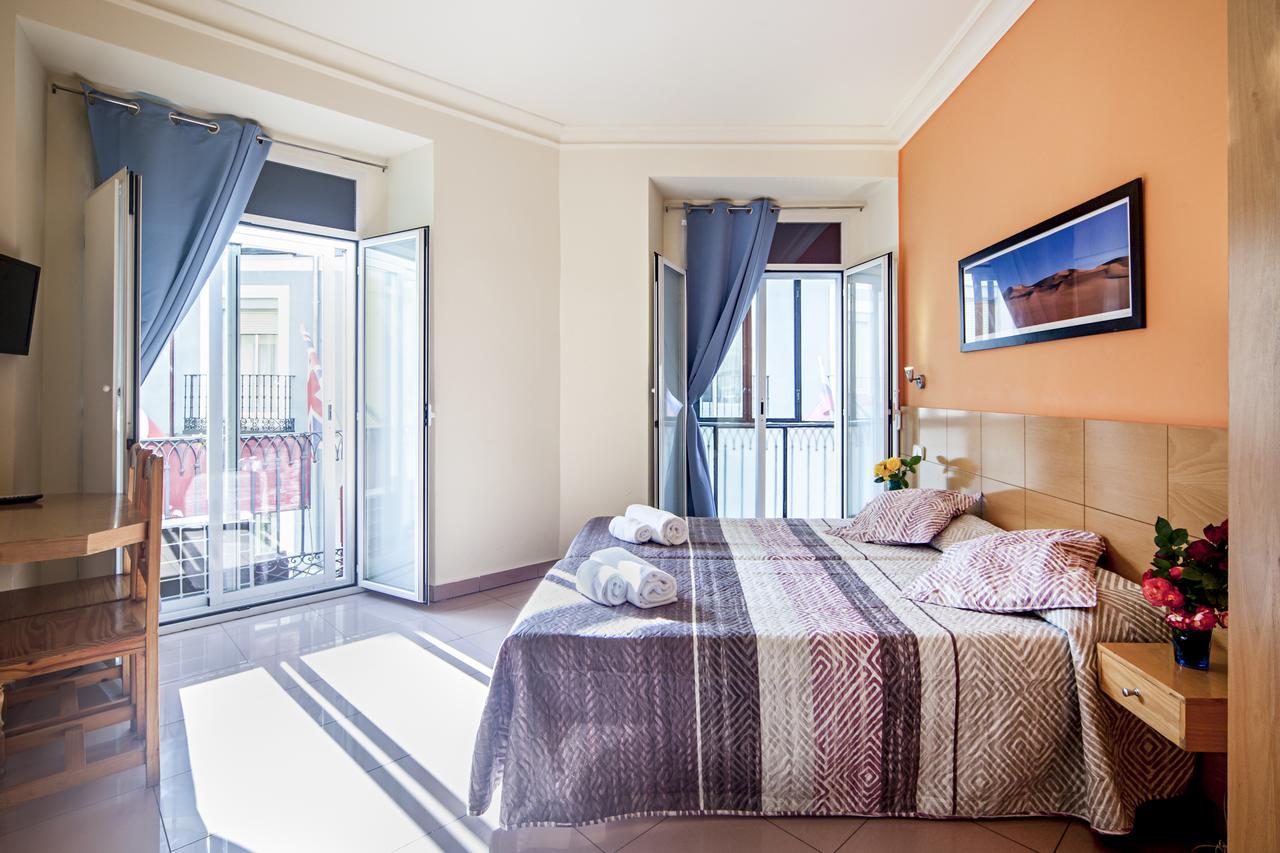 Inter Puerta Del Sol Auto Check In Guest house Madrid