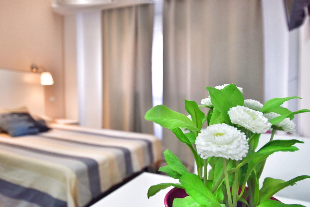 Apartahotel Eurosuite Malasana 205 3*